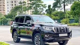 Toyota Land Cruiser Prado sx 2022 màu đen
