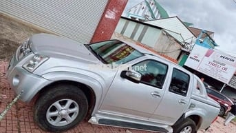 Isuzu Dmax 2008 - 200000 km