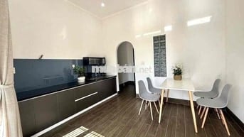 căn hộ mini đủ nội thất cho thuê( hẻm trần quý cáp)