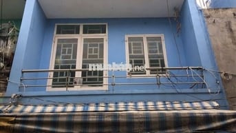 Bán nhà mặt tiền Văn Cao, 50m2, ngang 4.5m, 2 tầng, giá chỉ 4.7 tỷ