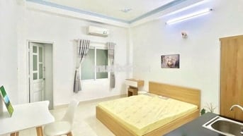PHÒNG FULL NỘI THẤT , GIÁ RẺ- TRUNG TÂM QUẬN 7