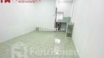 Phòng Giá Rẻ: Nguyễn Văn Quỳ phường Phú Thuận Q7 - đối diện cầu Phú Mỹ