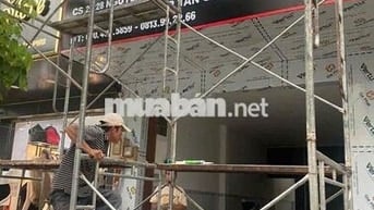 CHo thuê nhà mặt tiền đường Tân sơn nhì 4x16m 3L