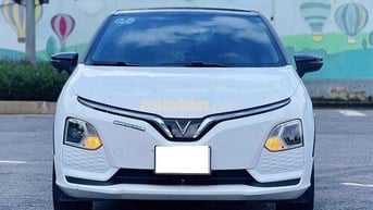 VinFast VF5 Plus mua pin xe vào hơn 50 t phụ kiện