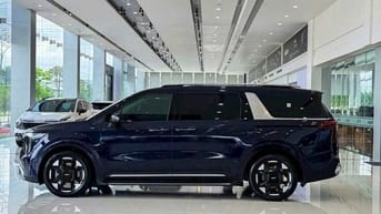 KIA CARNIVAL 2.2D PREMIUM 8S - XANH 2024