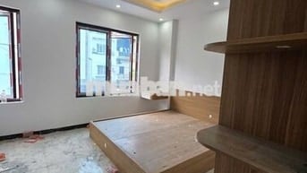 NHÀ MỚI XÂY THANG MÁY NHẬP KHẨU FULL NỘI THẤT VIEW HỒ MẬU LƯƠNG