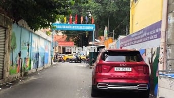 Phan Đăng Lưu - HXT - 4 Tầng - 216m2 SD - Cho Thuê 45tr/tháng