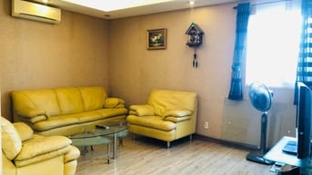 Cho Thuê Căn hộ Central Garden Quận 1, Dt : 142 m2, 3PN, Giá : 17 tr/t