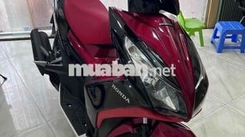 Đổi Xe cần bán Xe Air Blade 125i Em Đang chạy