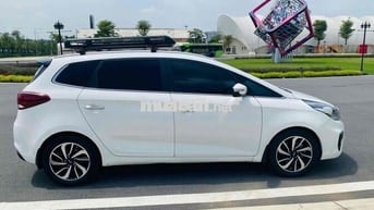 Kia Rondo 2019 - 180000 km