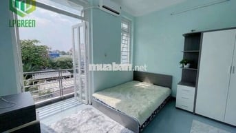 PHÒNG BAN CÔNG - FULL NỘI THẤT GẦN ĐH CÔNG THƯƠNG