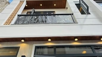 Cần bán gấp nhà riêng được Hoàng Diệu2, Linh Trung, Thủ Đức. Chỉ 2,7tỷ
