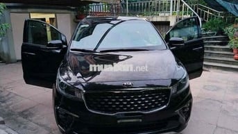 Kia Sedona 2019 2.2 DAT Deluxe - 100000 km