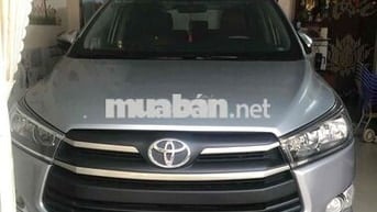 Gia đình cần bán innova 8 chổ 2019 số sàn
