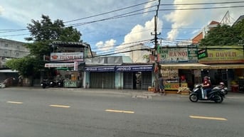Bán gấp giá tốt! Nhà 2 mặt tiền Phan Văn Trị quận Bình Thạnh (7x25m)