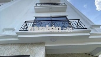 Nhà 5T*32m2 ngõ nông rộng ô tô vào tận cửa, gần đại học. Giá 3,05 tỷ