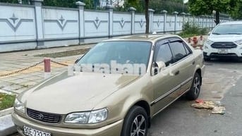 Toyota Corolla 1998 - 400000 km
