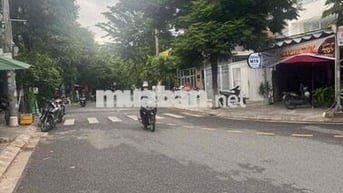 CHÍNH CHỦ GỬI BÁN ĐẤT TẶNG KÈM NHÀ CẤP 4 ĐƯỜNG TRẦN MAI NINH
