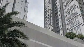 Chủ cần bán nhà 284/7 Lý Thường Kiệt. DT: 4,2 x 14m, 5 tầng hẻm 6m