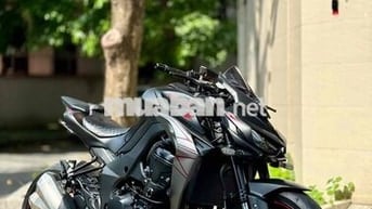 z1000 odo chuẩn 5300km . Còn bớt cho ae thiện chí