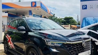 MG RX5 Luxury giá chỉ 590Tr còn thương lượng !!!