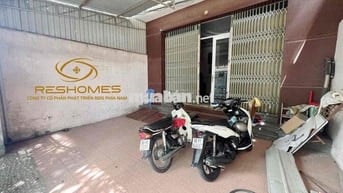 Cho THUÊ nhà 1T2L gần chợ Biên Hoà, nội thất đầy đủ .