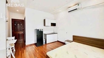 CHO THUÊ CĂN HỘ NGAY CHỢ NGUYỄN VĂN TRỖI ĐẦY ĐỦ NỘI THẤT CỬA SỔ TRỜI🔥🔥