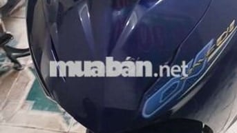 Honda Wave số tự động, màu xanh dương