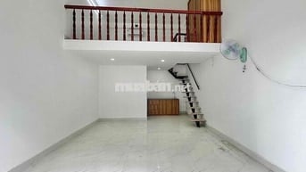 DUPLEX TRỆT MỚI XÂY GÁC CAO 3m FULL NT NGAY HOÀ BÌNH GẦN ĐẦM SEN VHU