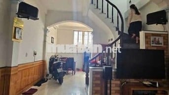 Nhanh còn kịp. Kim Giang - Bằng Liệt. 35m 3 tầng mt 3.3 4.5 tỷ.