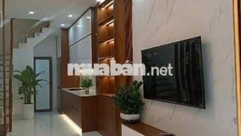 Bán gấp nhà 30m2 tại Tây Mỗ, 5,55 tỷ, 3PN + 4WC + 5 tầng, Hà Nội