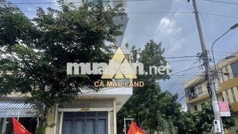 NHÀ 1 TRỆT 4 LẦU – 2 MẶT TIỀN TẠ UYÊN & HUỲNH TẤN PHÁT, P.1 TP. CÀ MAU