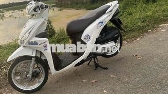 Vision 2018 xe nữ đi