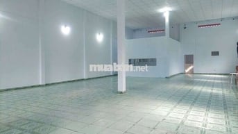 Kho xưởng cho thuê diện tích 10 x 35 mặt tiền đường nhựa 12m thông