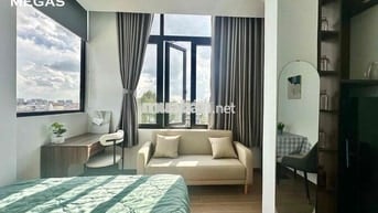 Studio Ban Công Mới Khai Trương