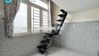 Phòng trọ giá rẻ có máy lạnh gần NTTU - cầu vượt ngã tư ga