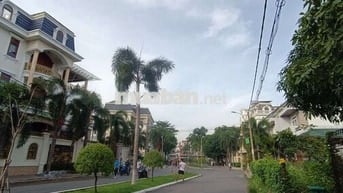 Biệt Thự Vườn 20x20 Nguyễn Oanh
