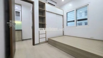 Bán căn hộ chung cư CT 12 kim văn kim lũ gần như mới tinh