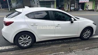 Mazda 3 2016 1.5 AT Sedan - 45000 km