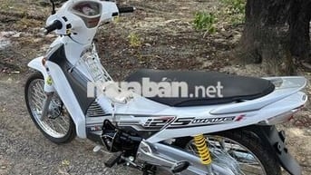 kẹt tiền cần bán xe tâm huyết