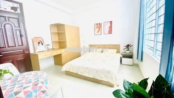 Căn hộ mới ngay quận 1, bancol đón nắng, gần UEH, Đại học Hoa Sen