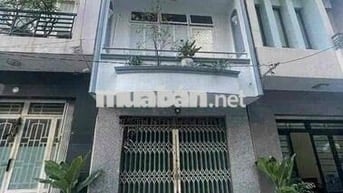 NHÀ 4PN PHÙ HỢP Ở GIA ĐÌNH NGUYỄN GIA TRÍ ( D2 ) GIÁ CHỈ 18tr