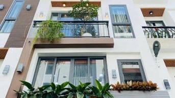 Nhà 4 x 15 đúc 1 lững 3 lầu hẻm 5m phạm văn chiêu phường 14 gò vấp 