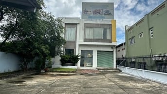 BÁN TÒA NHÀ VĂN PHÒNG VÀ KHO BÃI ĐANG CHO THUÊ 168, QUỐC LỘ 1A, Q.12