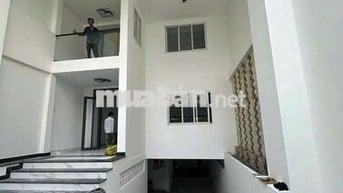 CHDV Mặt tiền Tân Quy 15 phòng thang máy ngang 6.5m hầm lửng 4 lầu st