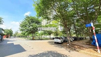 Bán gấp nhà 1 trệt 3 lầu đẹp gần D2D phường Thống Nhất
