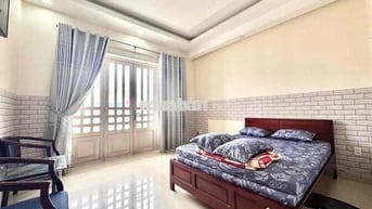 Khai trương hơn 15p đang được cải tạo sơn mới toàn bộ phòng đầy đủ nt