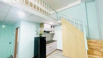 Cho Thuê Căn Hộ Gác _ Trang Bị Nội Thất Tiện Nghi Ngay KHXH-NV Q1