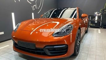 Porsche Panamera 2021 - 25000 km