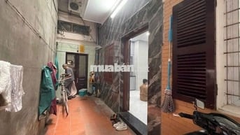 Bán Nhà Trần Khát Chân 27M x 5T, MT: 6M Chỉ 6,2 Tỷ. Ngõ nông, 20m ô tô